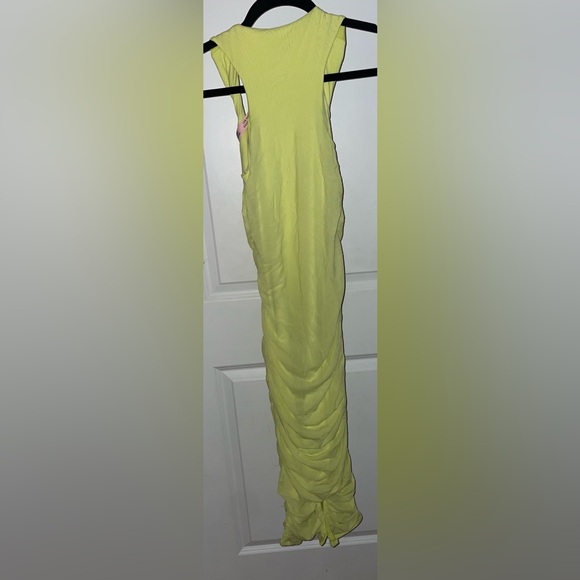 Oh Polly Lime Midi Dress - Picture 3 of 4